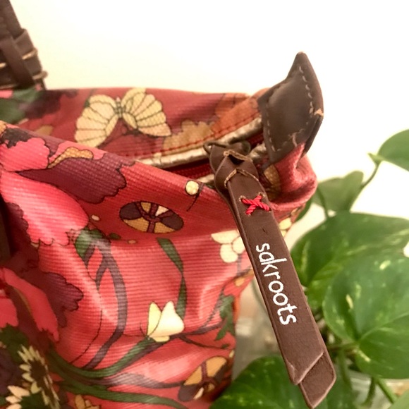 The Sak Sakroots Canvas Tote - Picture 3 of 6